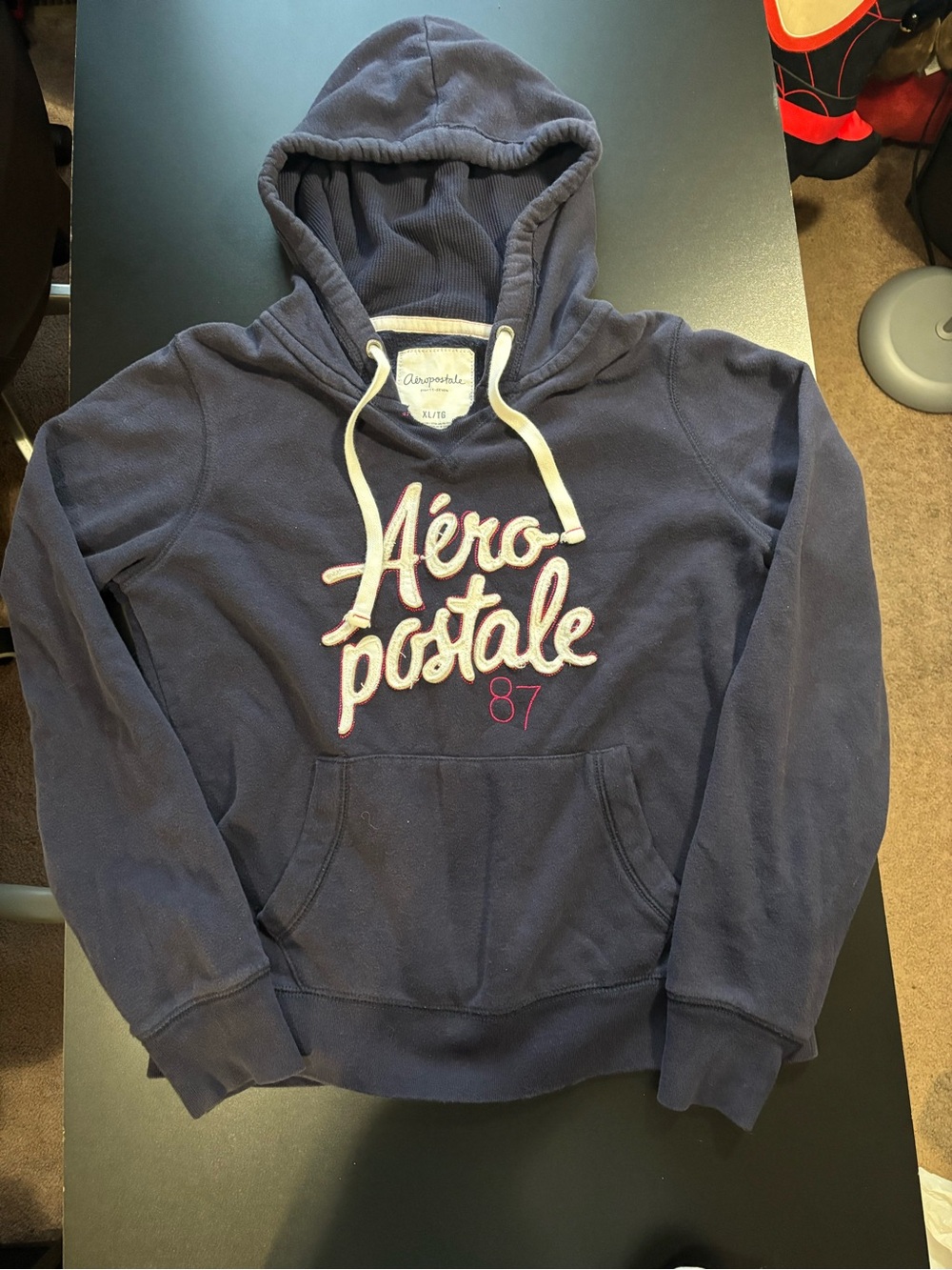 2000s Y2K Navy Aeropostale hoodie with white 'Aéro postale 87' text, size XL